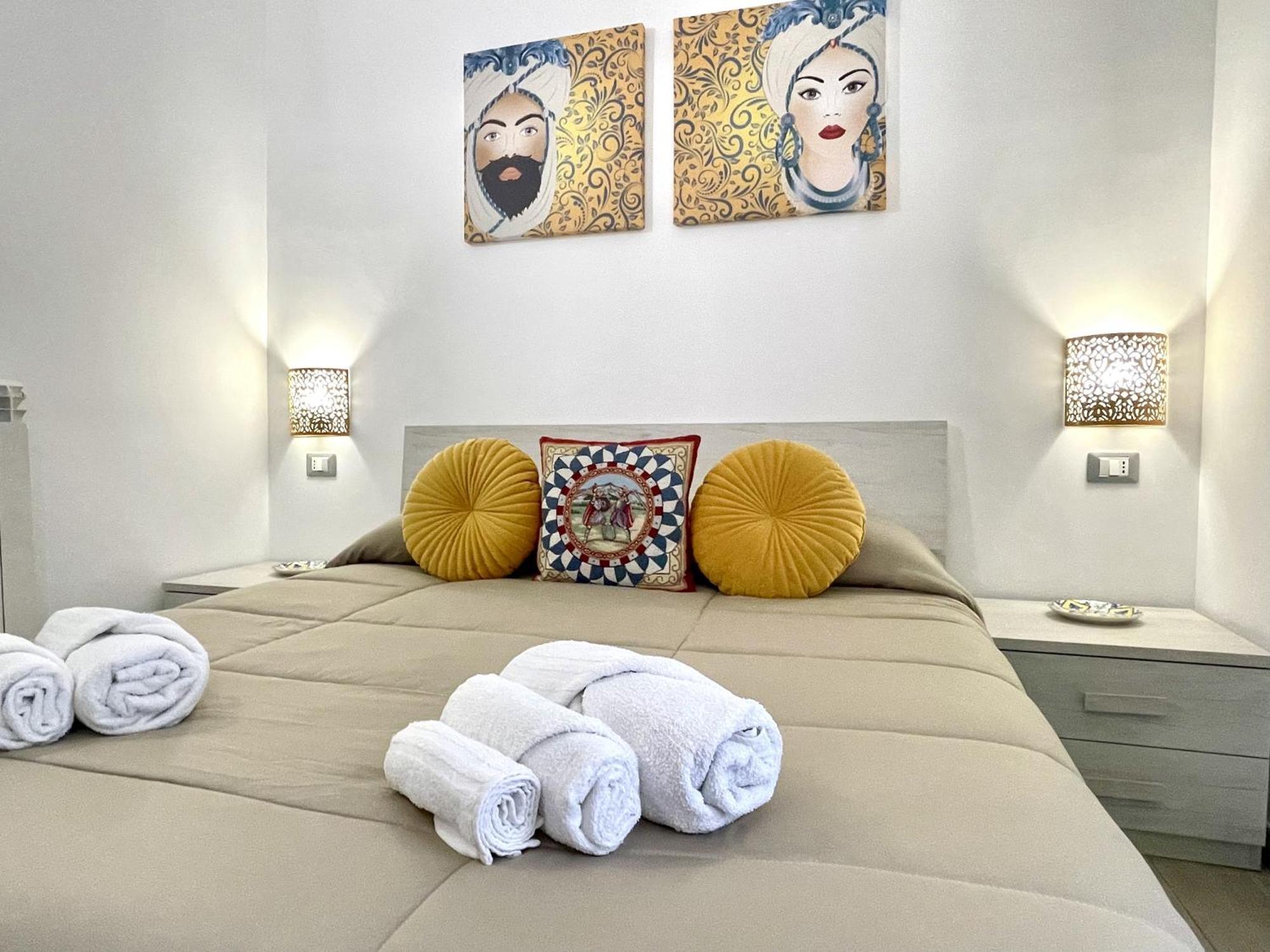 I Mori - Holiday Rooms Lascari Luaran gambar